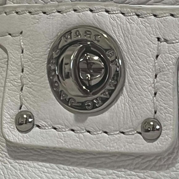 Marc Jacobs Handbags White - Picture 5 of 9